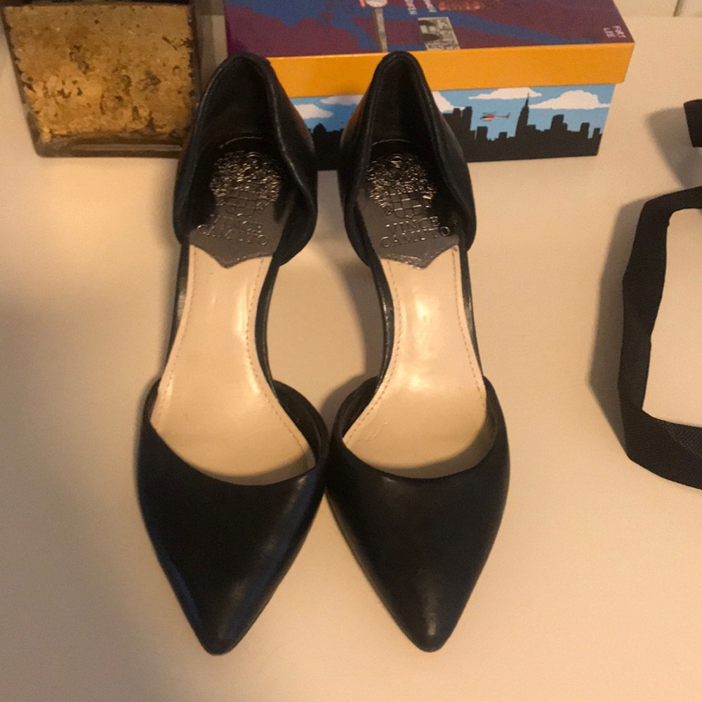 Classic pointed toe pump by Vince Camuto